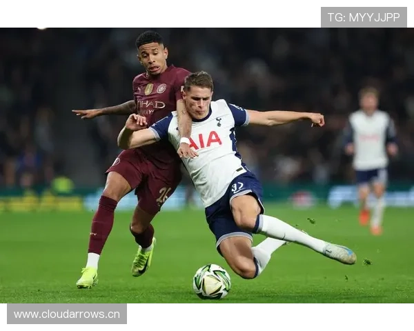 德怀特·盖伊本赛季英超表现稳健，防守数据持续提升