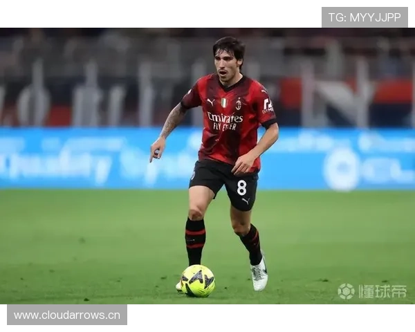 卡马文加与托纳利 新一代中场战术适配潜力差距在哪