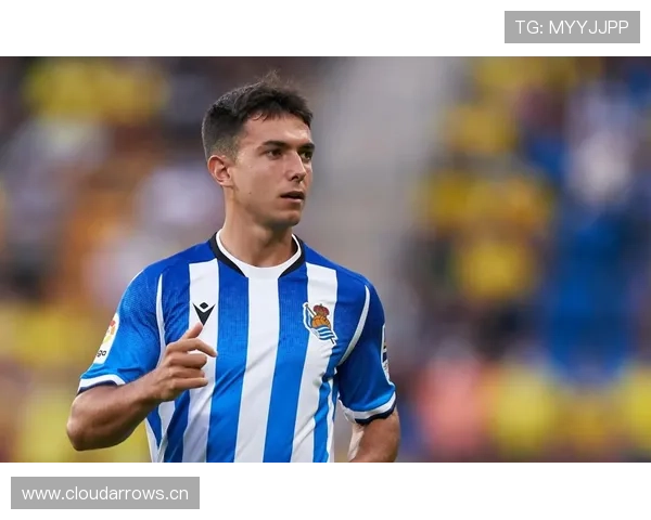 祖布门迪与布斯克茨：经典后腰模板与现代版本对比分析