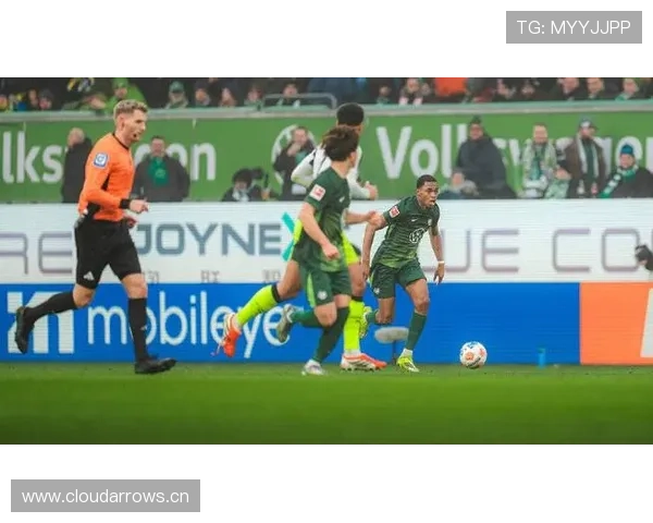 多特蒙德快节奏打法加剧防守风险，比赛代价逐步显现