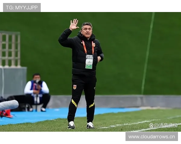 孙准浩居然摊牌了，手里玩转的不是球，是豪车钥匙？