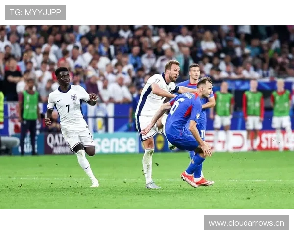 杜埃vs贝林厄姆 作为未来建队核心的适配性差距在哪